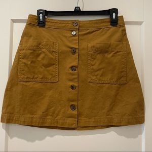 Old Navy, size 4, mustard color skirt
